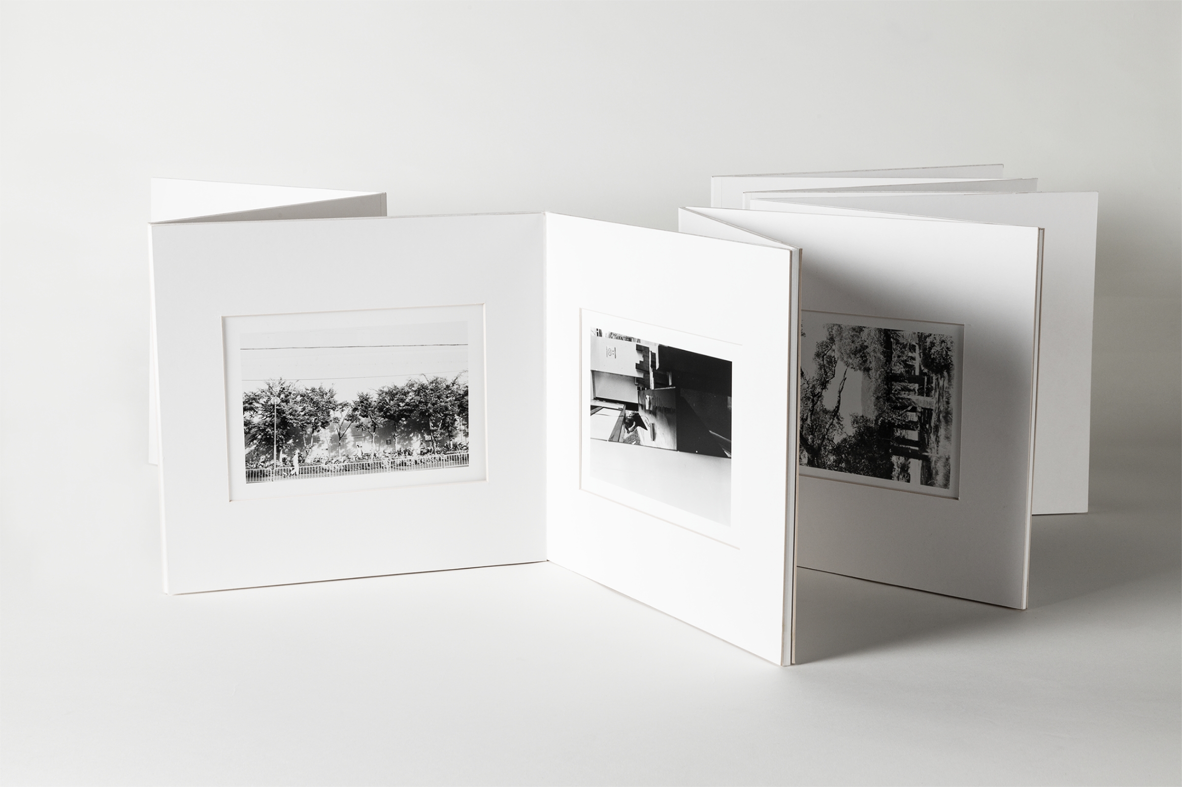 匿名の気配　メインビジュアル