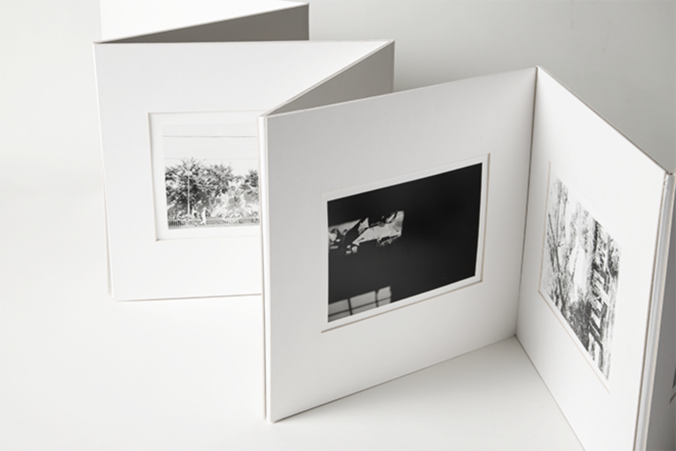 匿名の気配　アップ画像